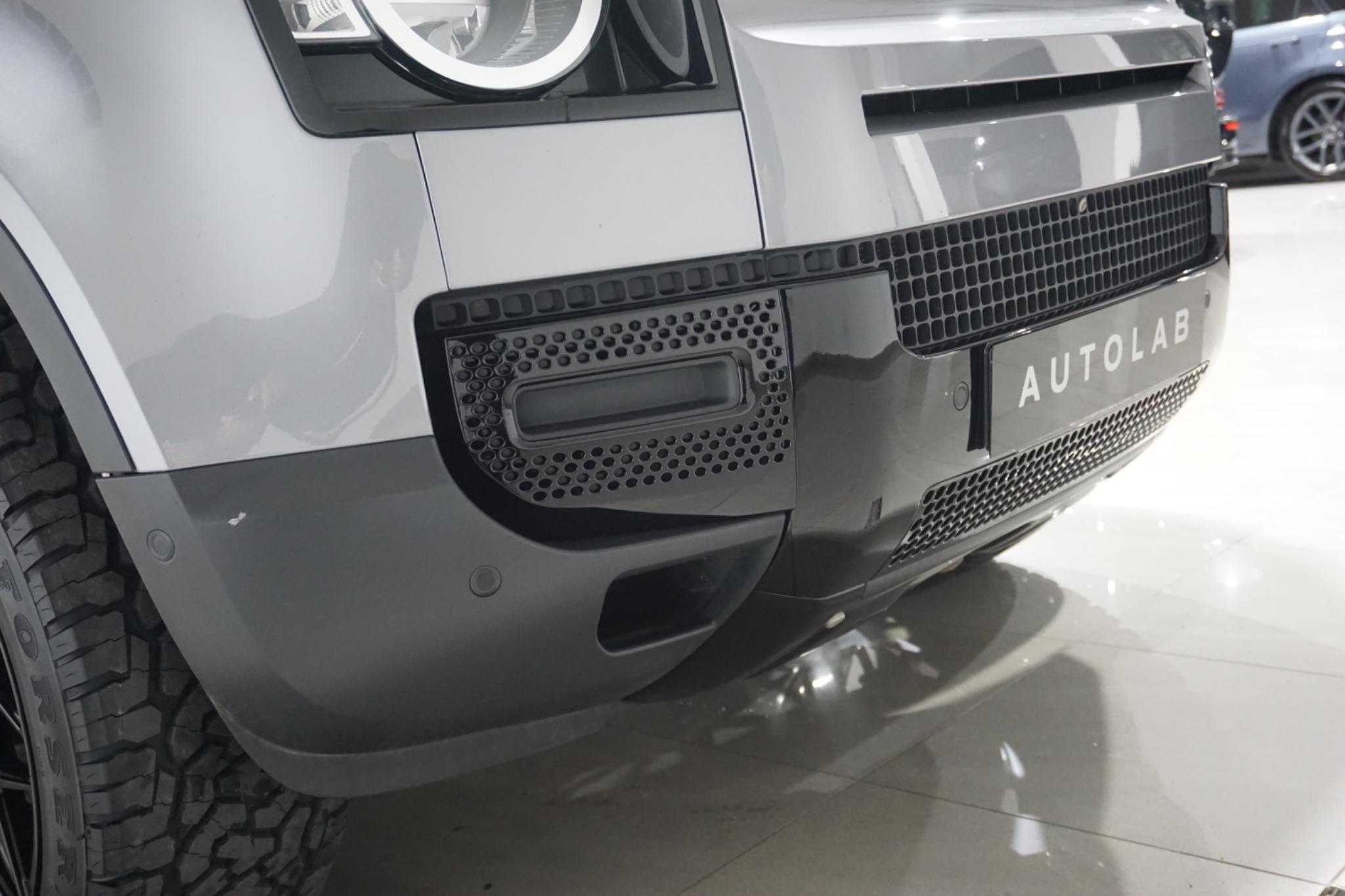 Land Rover Defender 110 3.0 D250 MHEV Hard Top SUV Auto 4WD MWB Euro 6 (s/s) 5dr
